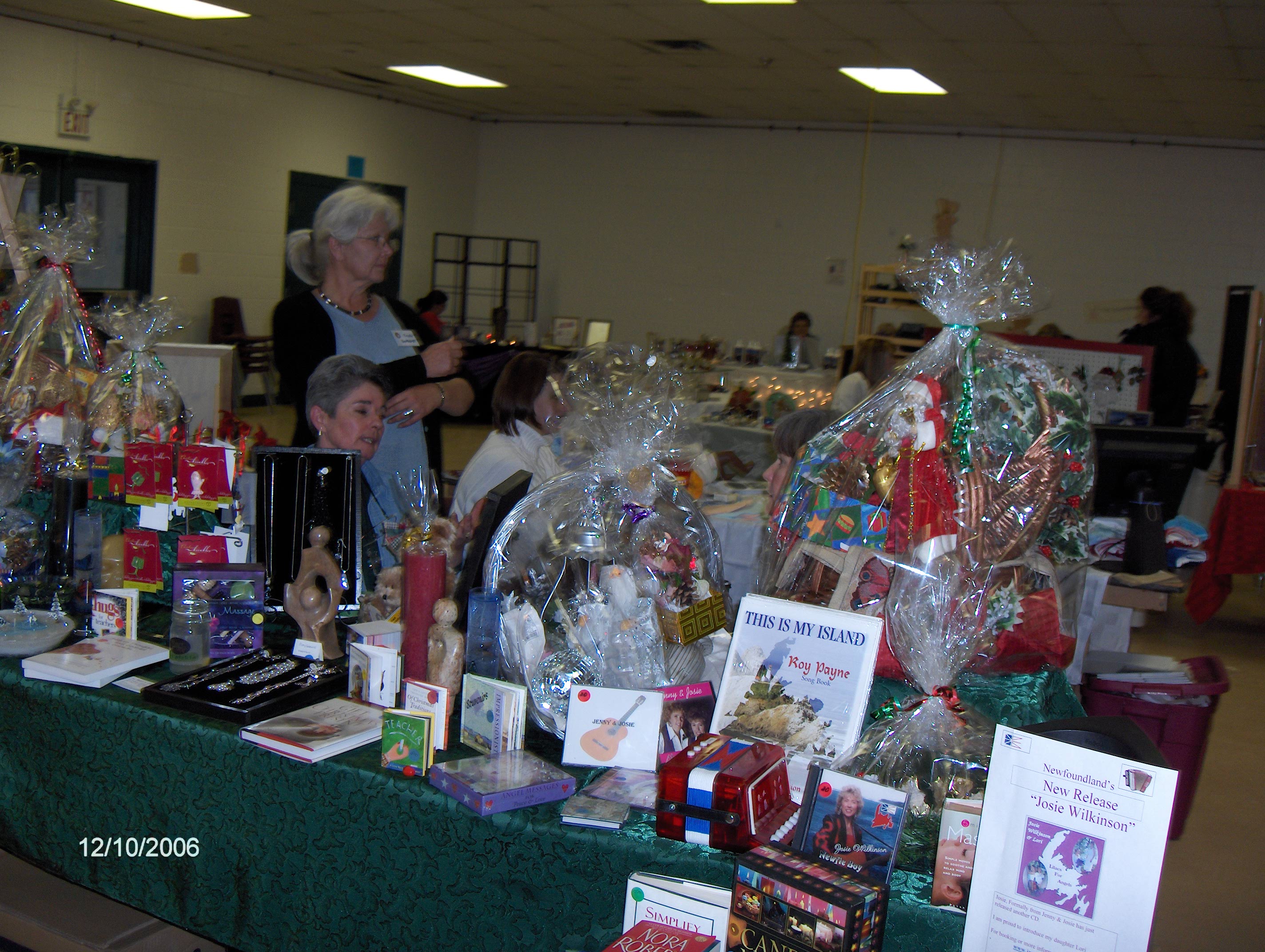 The Bear's Den and Books